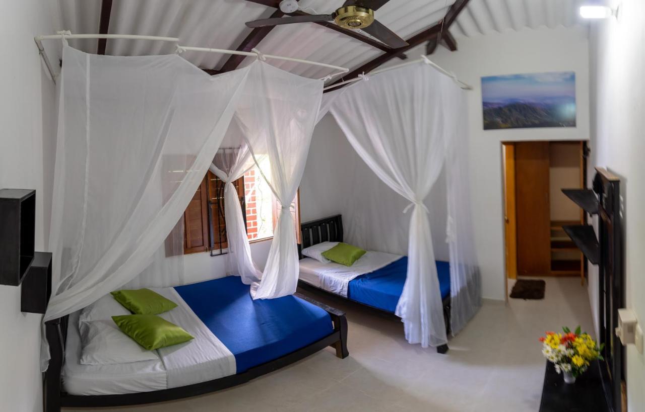 Hostal Coco Bomgo Мінка Екстер'єр фото