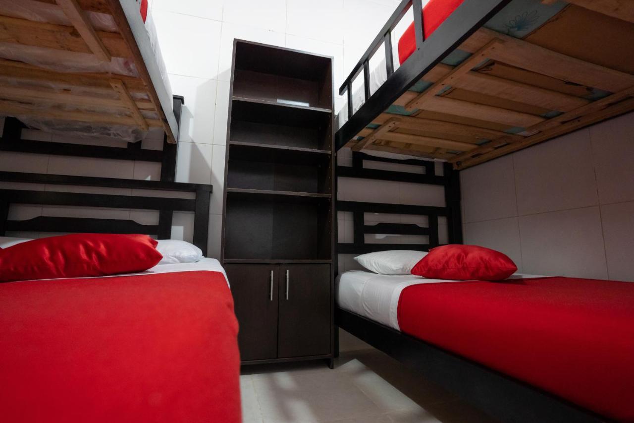 Hostal Coco Bomgo Мінка Екстер'єр фото
