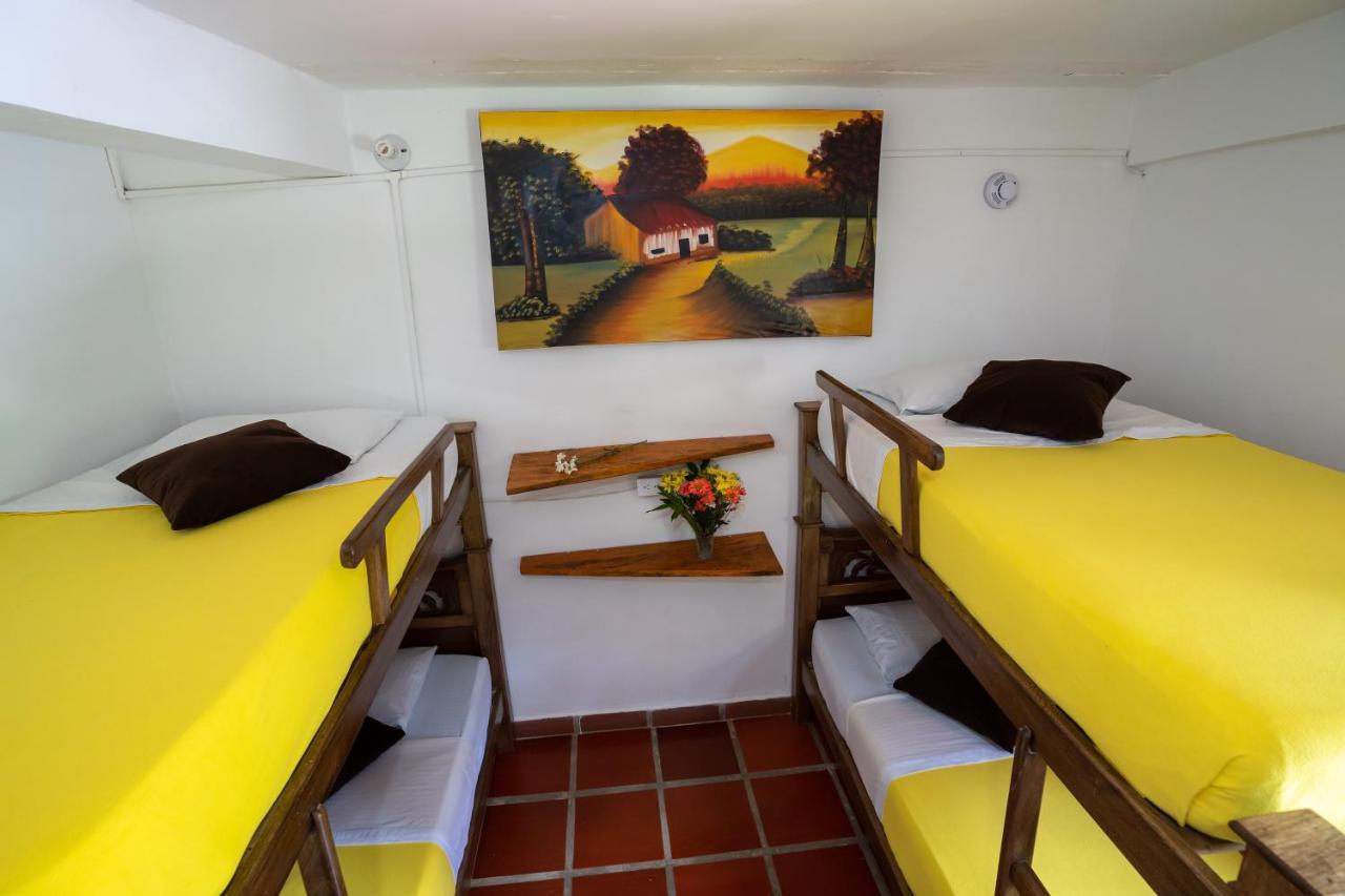 Hostal Coco Bomgo Мінка Екстер'єр фото